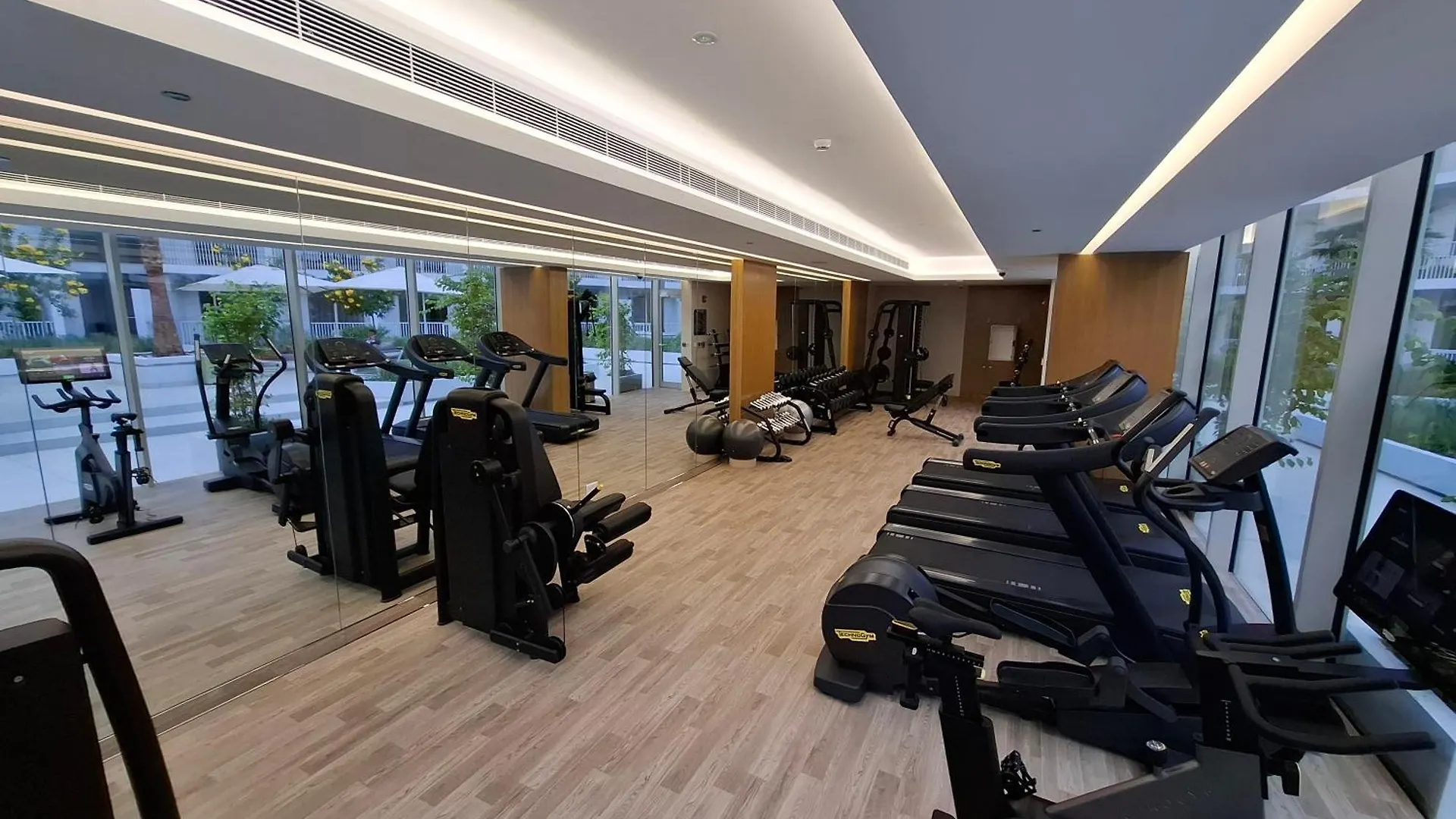 Izzzi - Luma22 Apartment Dubai