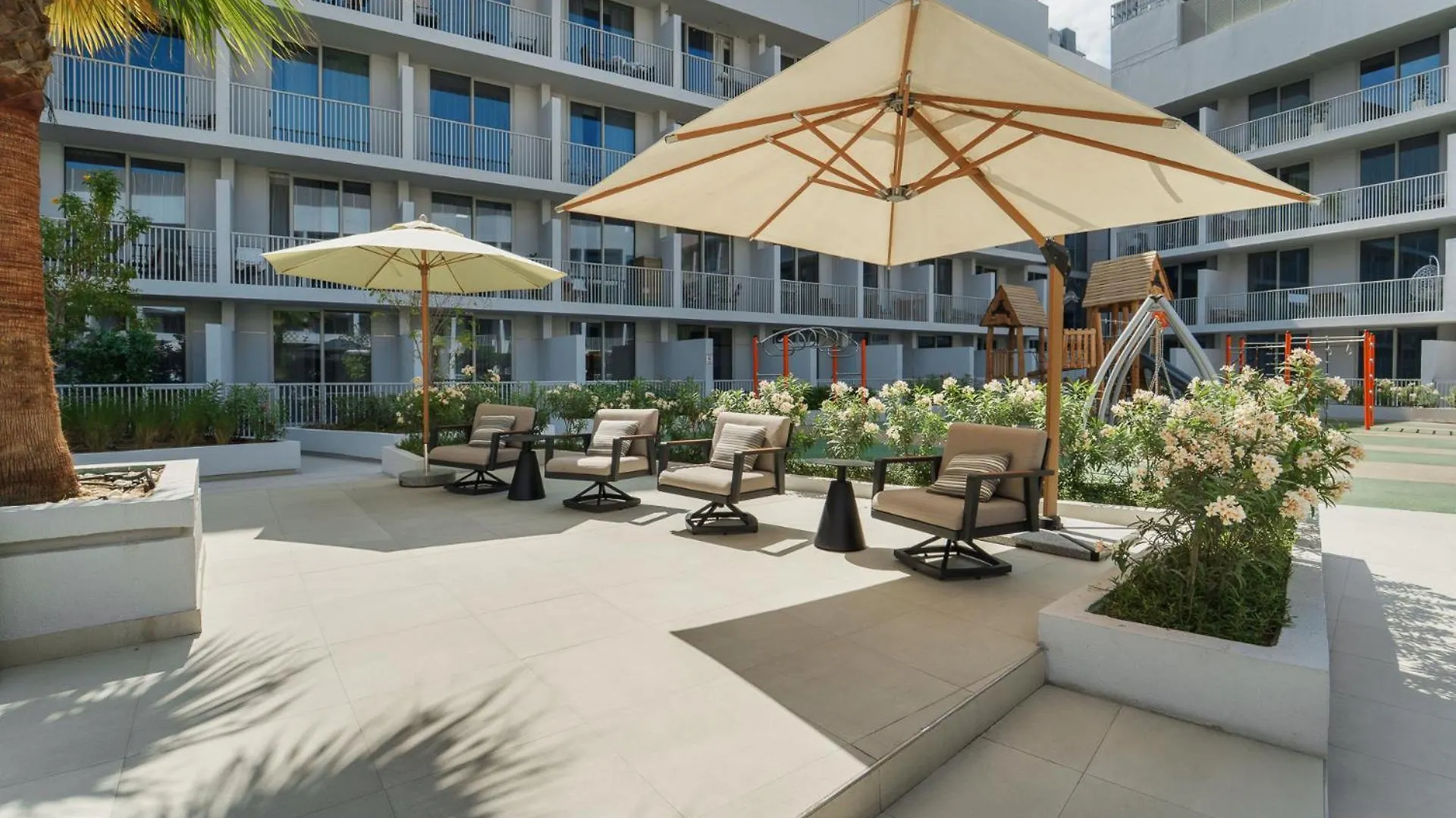 Izzzi - Luma22 Apartment Dubai