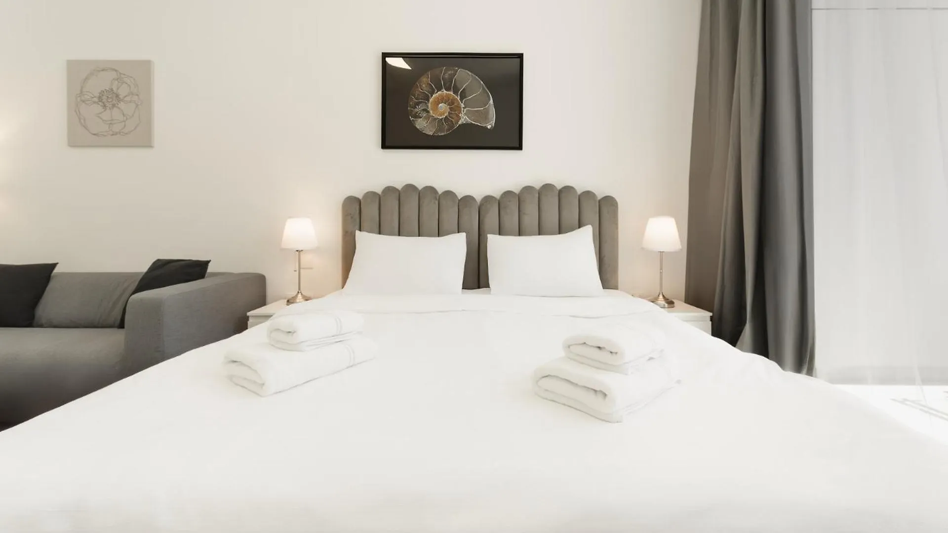 Izzzi - Luma22 Apartment Dubai